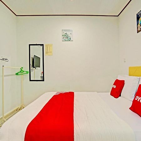 Capital O 90423 Teratai Chalet Hotel Kampong Raja Luaran gambar