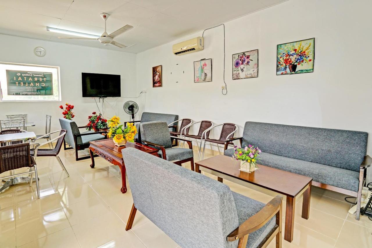 Capital O 90423 Teratai Chalet Hotel Kampong Raja Luaran gambar