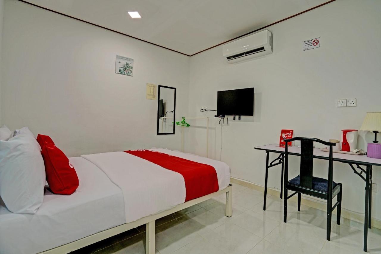 Capital O 90423 Teratai Chalet Hotel Kampong Raja Luaran gambar
